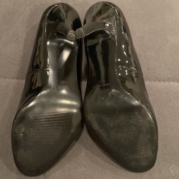 Nine West Patent Black Leather Pumps size 6.5 - Picture 6 of 7